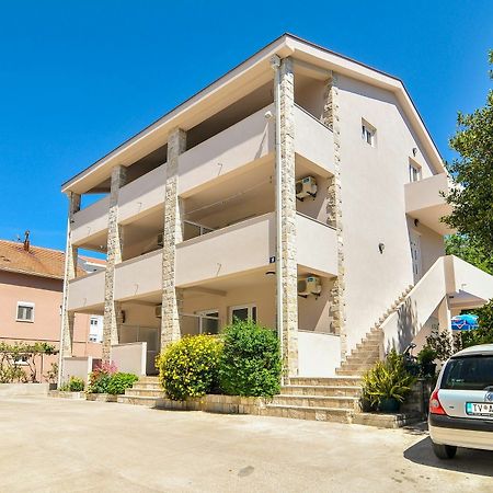 Apartments Samardzic ติวัต ภายนอก รูปภาพ
