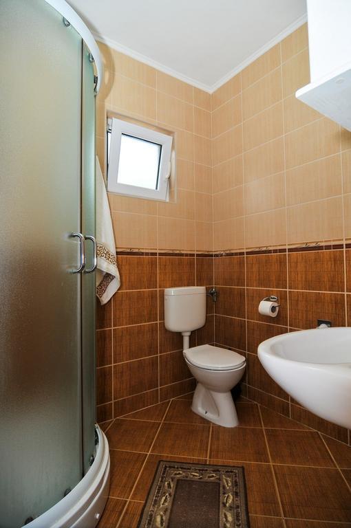 Apartments Samardzic ติวัต ภายนอก รูปภาพ
