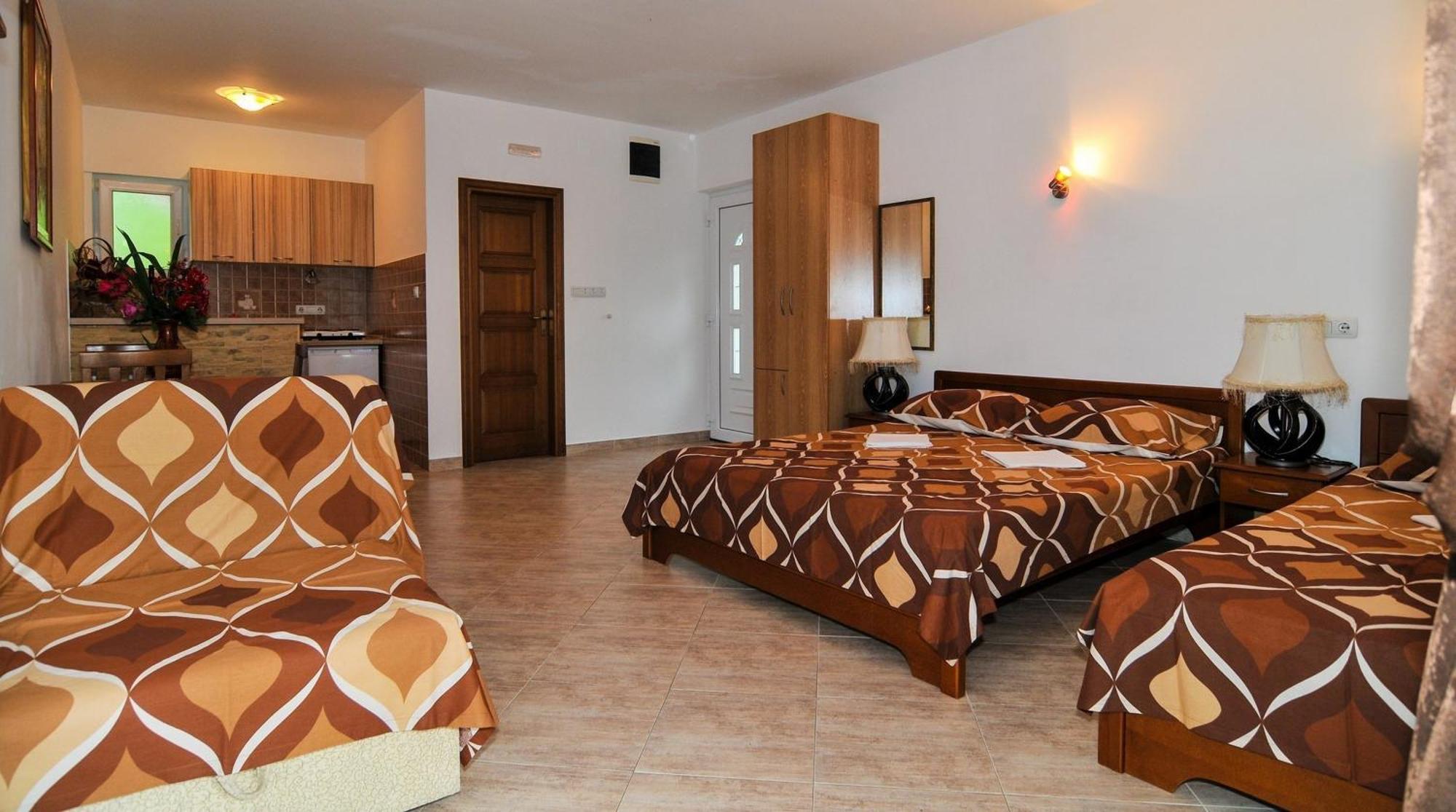 Apartments Samardzic ติวัต ภายนอก รูปภาพ