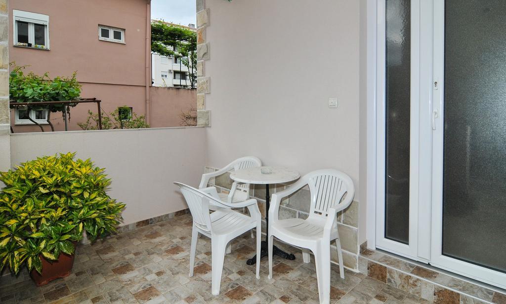 Apartments Samardzic ติวัต ภายนอก รูปภาพ