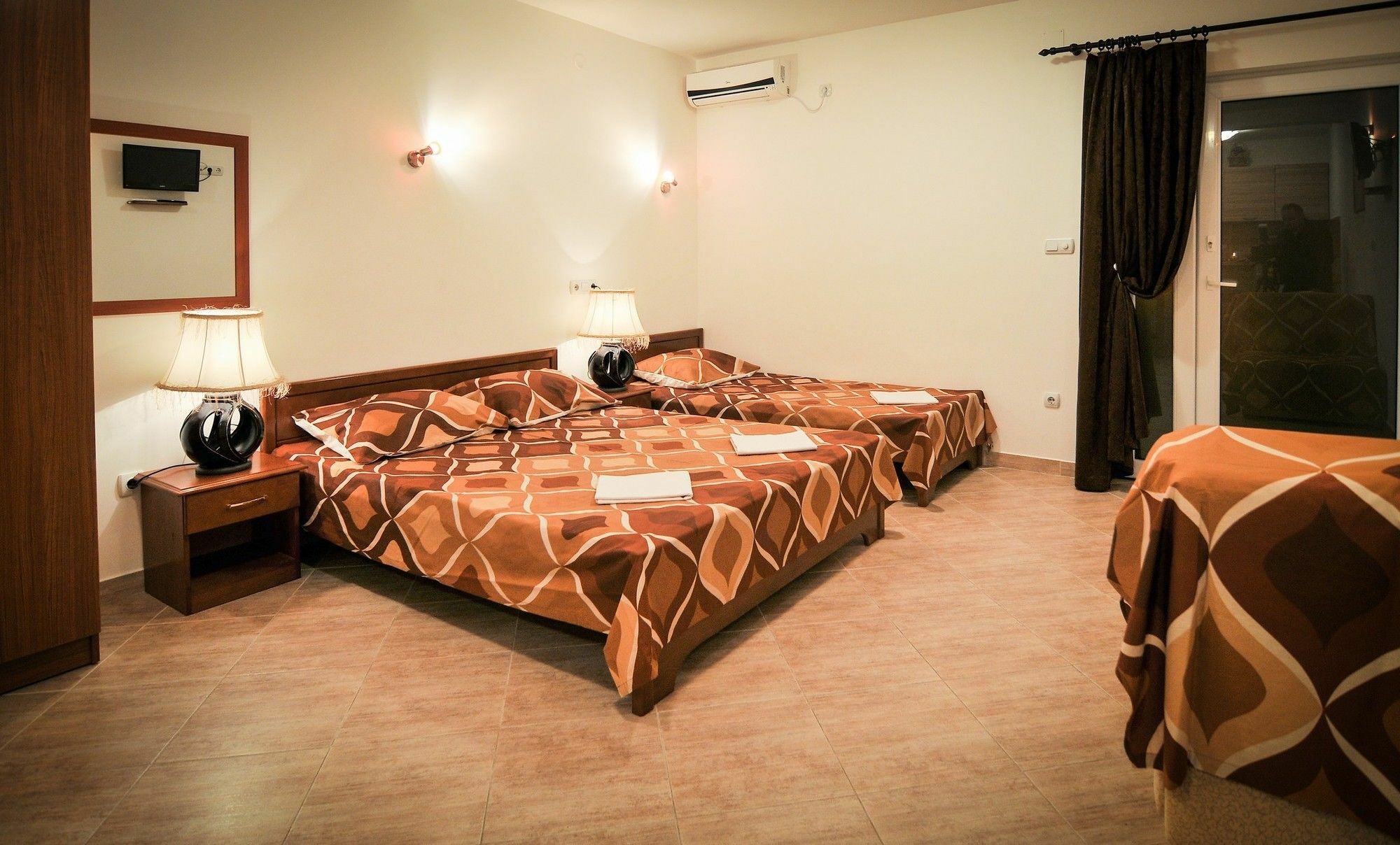 Apartments Samardzic ติวัต ภายนอก รูปภาพ